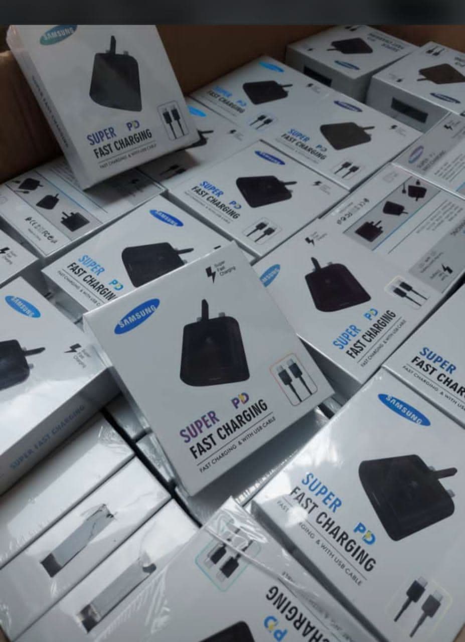 Samsung Super Fast Charger — photo 2