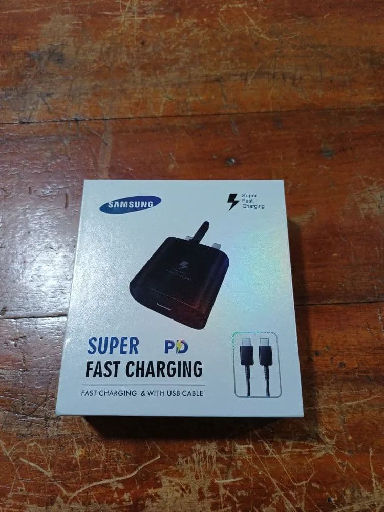 Samsung Super Fast Charger — photo 3